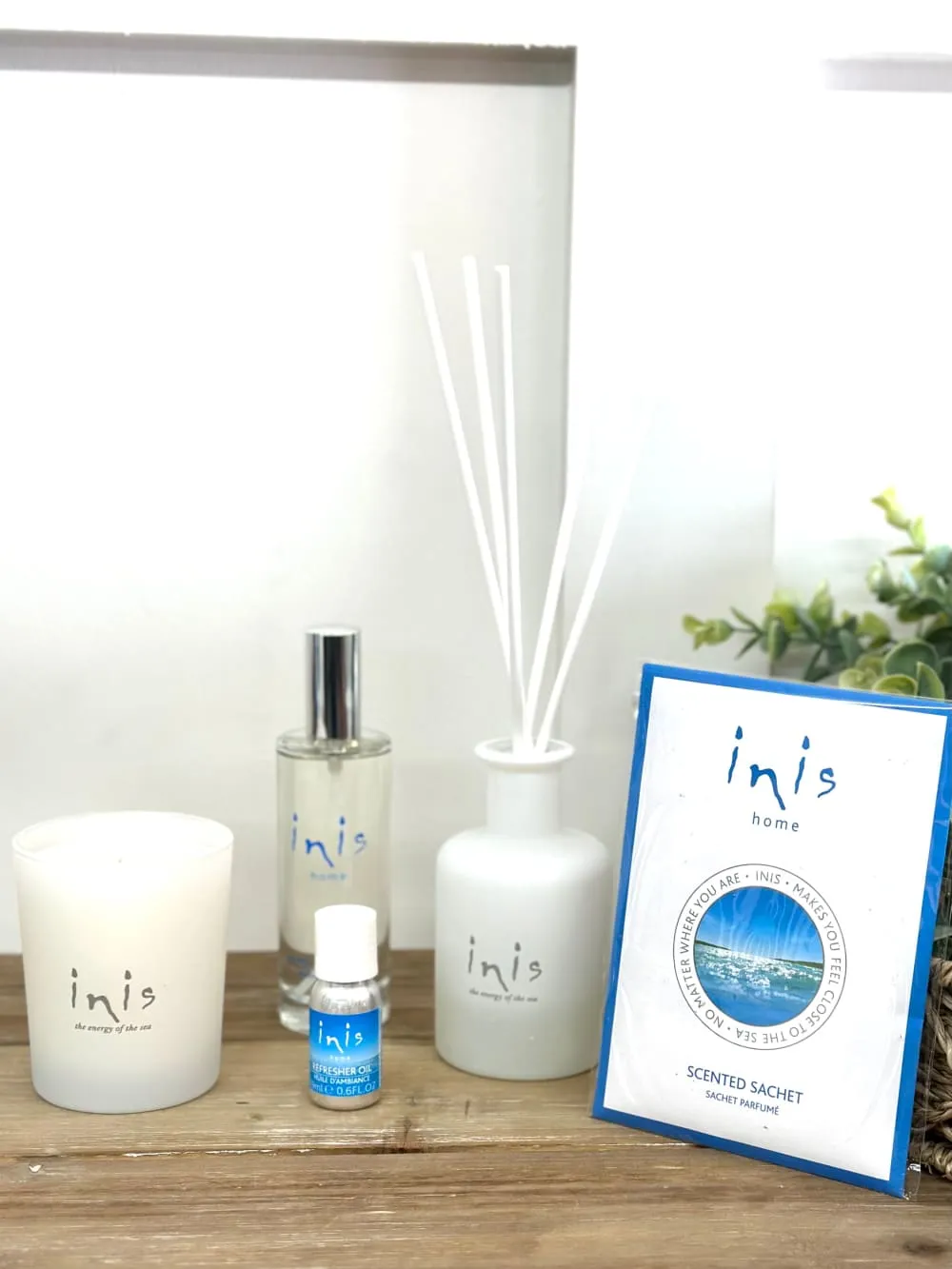 Inis Home Scented Candle