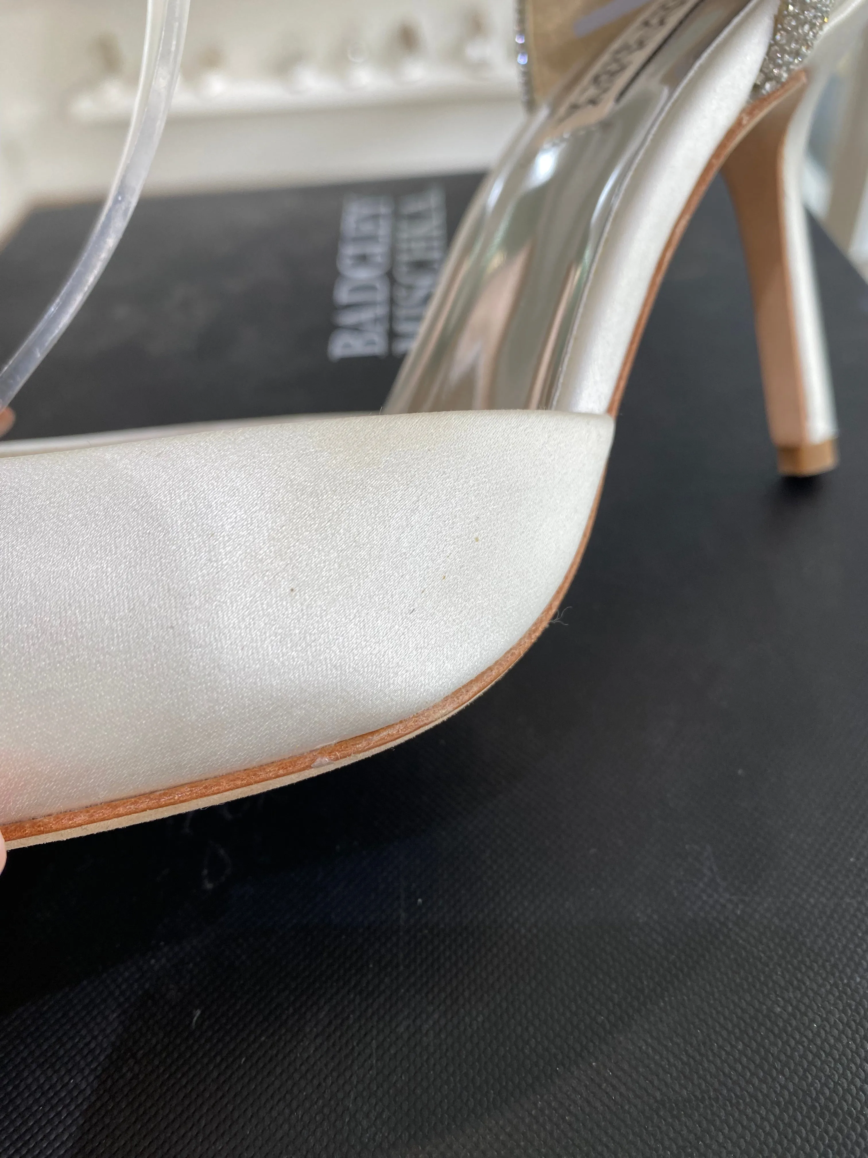 SAMPLE - Saint White - Size 5.5