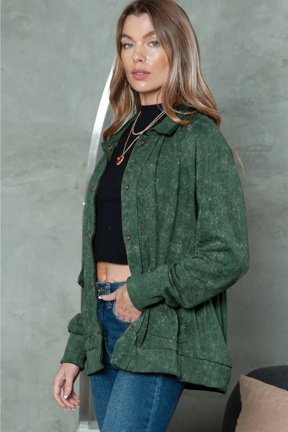 Wholesale Khaki Snap Button Casual Jacket with Flap Pockets