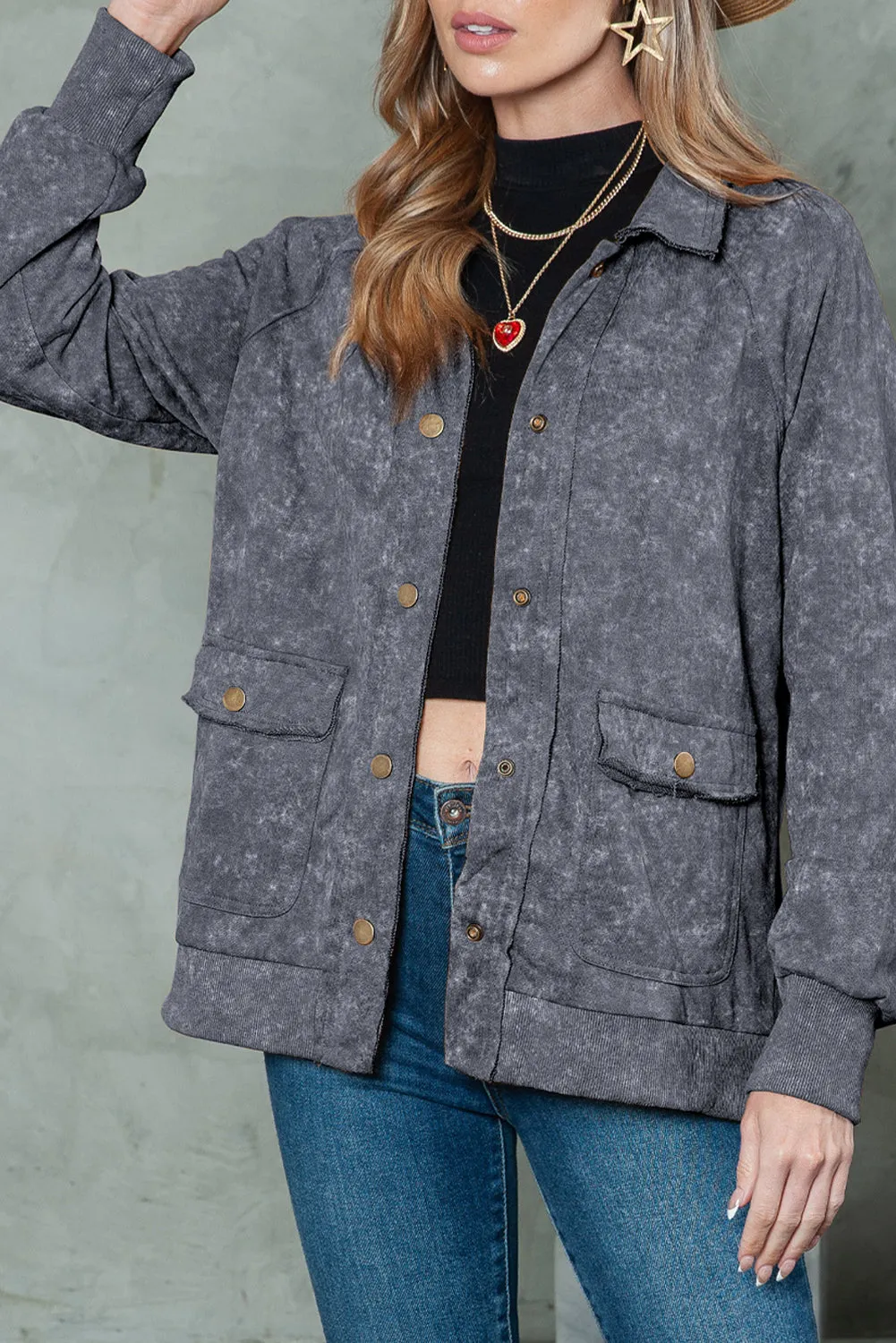 Wholesale Khaki Snap Button Casual Jacket with Flap Pockets
