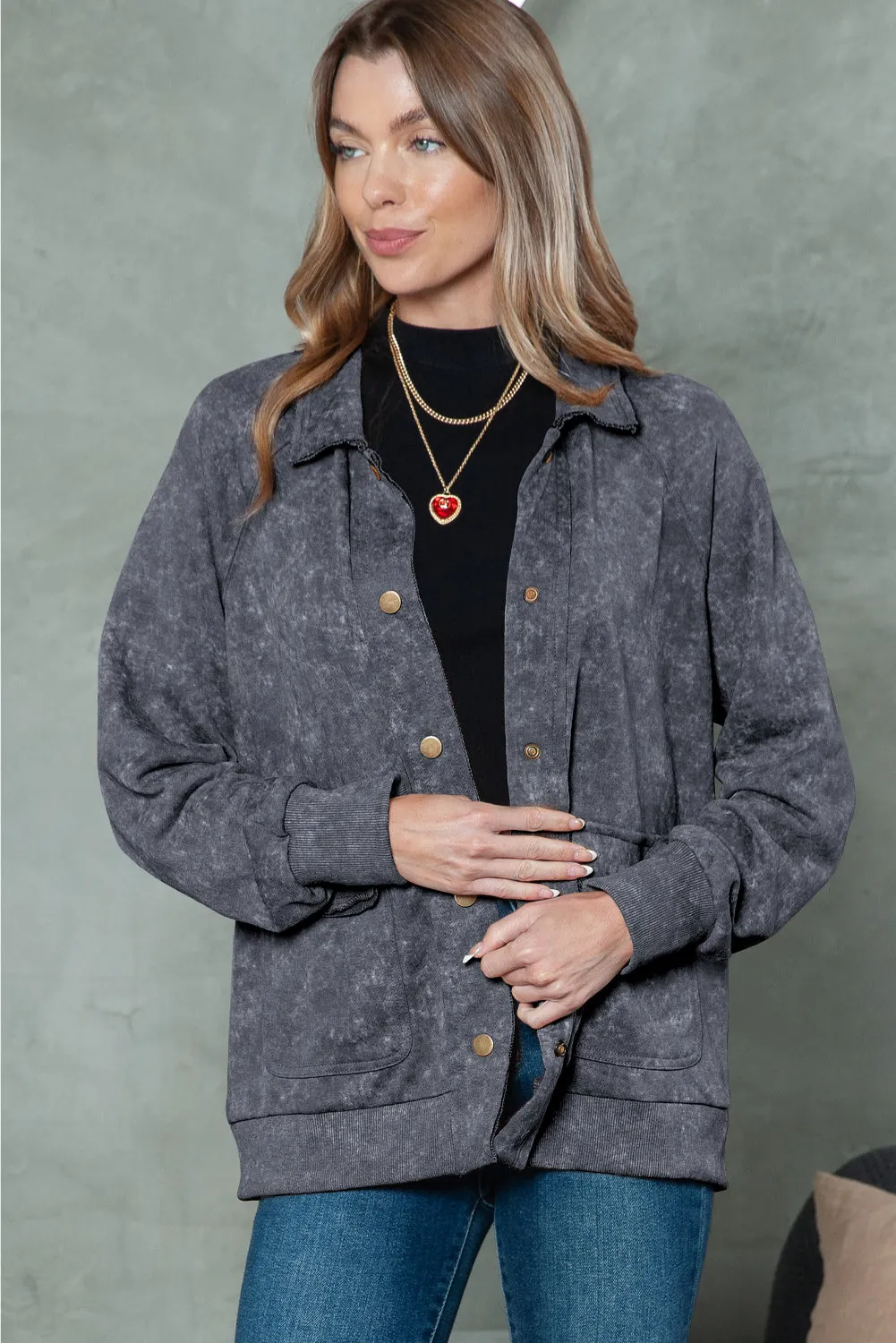 Wholesale Khaki Snap Button Casual Jacket with Flap Pockets