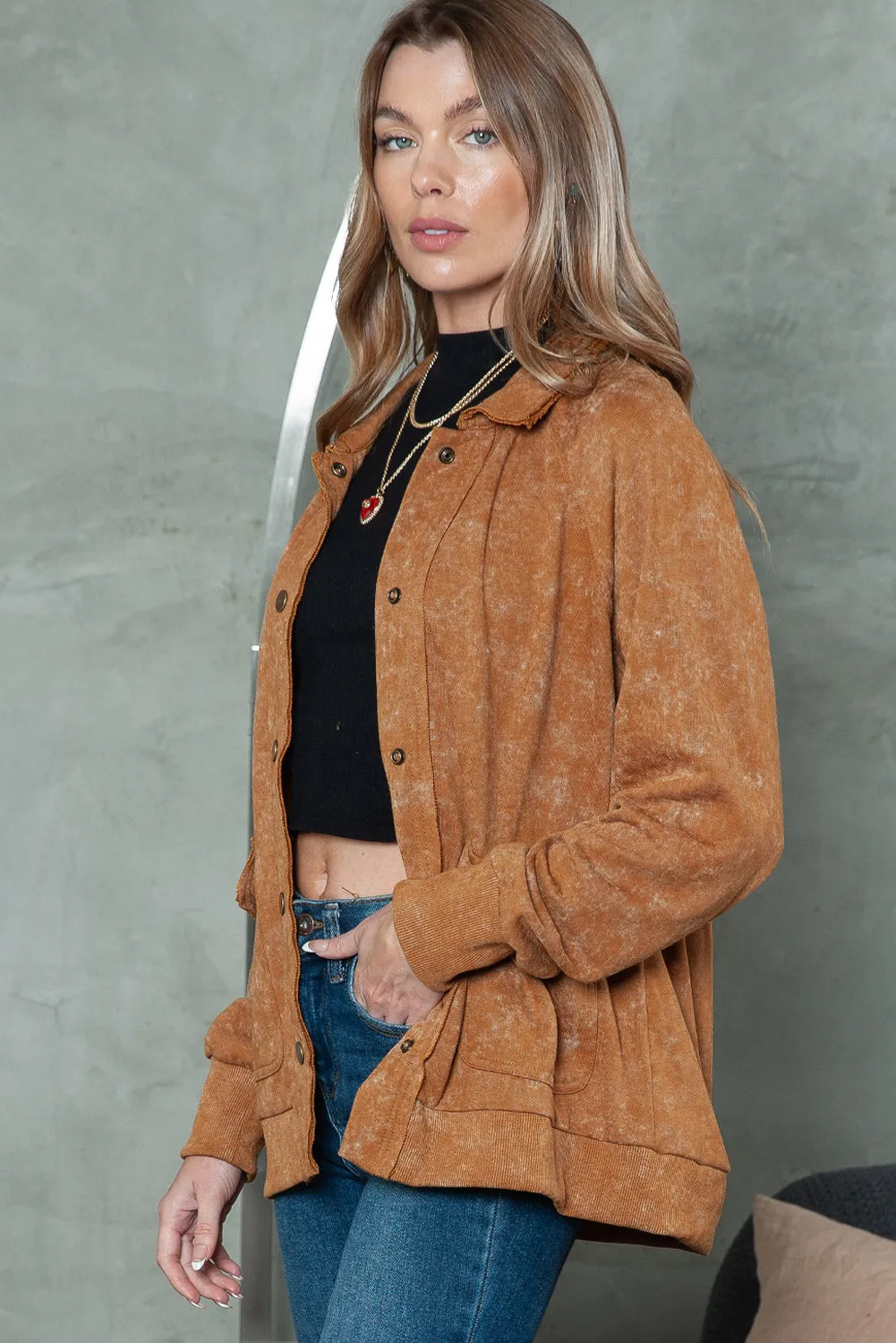 Wholesale Khaki Snap Button Casual Jacket with Flap Pockets
